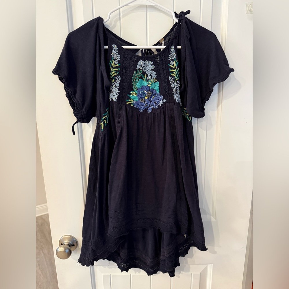 Free People Navy Embroidered Cold Shoulder Boho Top Size S/P